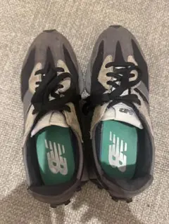 【美品】New Balance グレー ブラック ランニングシューズ　26