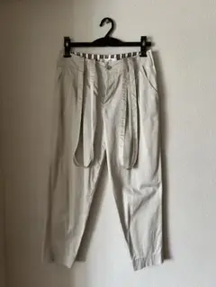 アダムエロペ　パンツ　オフホワイト