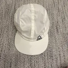 Reebok ホワイトキャップ 56〜60cm