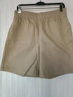 GU ベージュ ショートパンツ