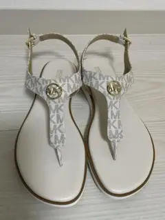 Item thumbnail for item fc904f1f-131e-4d18-a6c2-e01d6664079f