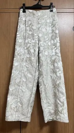 テチチ　ジャガードストレートパンツ