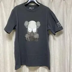ユニクロ×KAWSコラボ Tシャツ Lサイズ