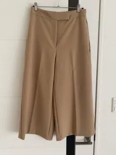 新品未使用！ZARA ベージュ ワイドパンツ Ｌ