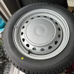 スタッドレスタイヤ 185/60R15