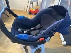 ネイビー ベビーシート 西松屋