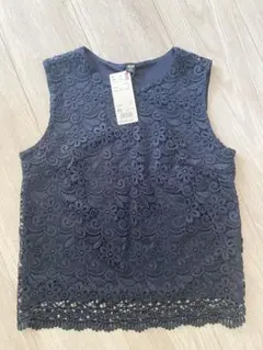 【新品未使用タグ付き】UNIQLO レースノースリーブT （XS）