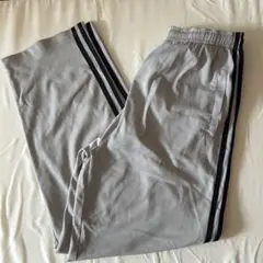 Item thumbnail for item e61914a9-5c81-45e5-9248-94b366ad0450