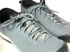 希少カラー ACRUX SL GORE-TEX アークテリクス
