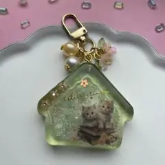 61 レジン　シャカシャカキーホルダー　シェイカー 家　大人　ネコ　花