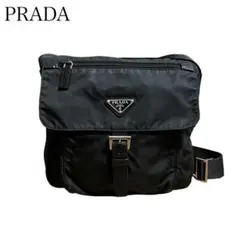 PRADA ショルダーバッグ ナイロン 三角プレート フラップ