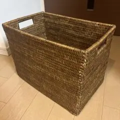 カゴ