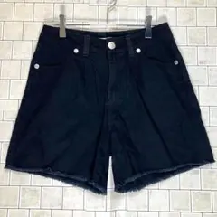 黒のショートパンツ Mサイズ　シンプル　人気デザイン　人気カラー　大人っぽい