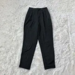 GU ジーユー　起毛タックテーパードパンツ　きれいめ　ウエスト　ゴム　グレー　S