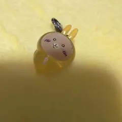 ちいかわ　うさぎ　チャーム