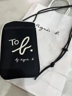 To b. by agnès b. ビッグロゴマルチポシェット