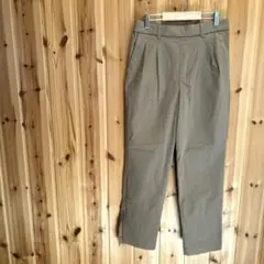 パンツ　ストレッチ入　スリット入　前ポケット付　後飾りポケット　ベージュ系