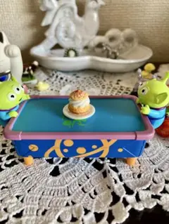 フェーブ バニラ シュークリーム 艶消し スイーツ フェーヴ ミニチュア