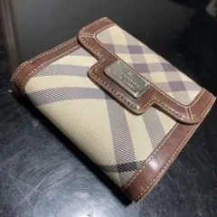 BurberryBURUーREーBERU