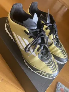 【adidas アディダス】トレシュー 23.0cm