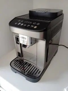 Item thumbnail for item 89626d09-1caf-42f5-8bb0-4400b9bcc6dd