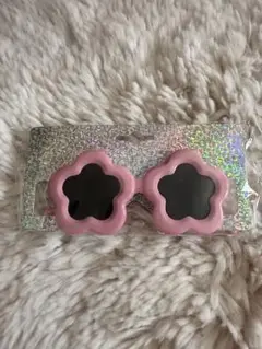 当日発送！未開封！キッズ用の可愛いサングラス！花形ピンクサングラス 約12cm
