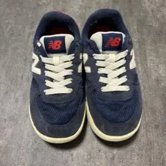 New Balance KIDS ネイビー/レッド スニーカー　18