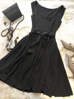 A1901 フォクシーニューヨーク ノースリーブワンピース ブラック ストレッチ