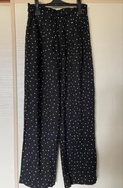黒白ドット柄ガウチョパンツ