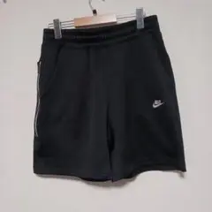 ナイキ　ハーフパンツ　Ｌ