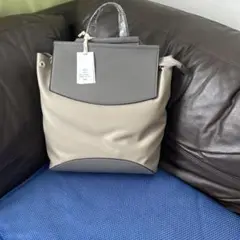 レディースバック　Quay グレー・ベージュ リュック・バックパック