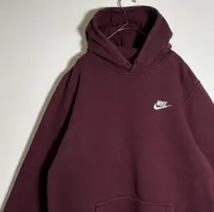 NIKEナイキ ワンポイント刺繍ロゴ　裏起毛　パーカー