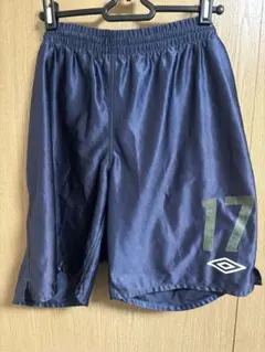 サッカー　Umbro ネイビー ハーフパンツ 17