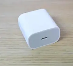 【新品未使用】Apple 純正 20W 電源アダプタ USB-C