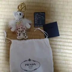 PRADAチャーム キーホルダー テディベア