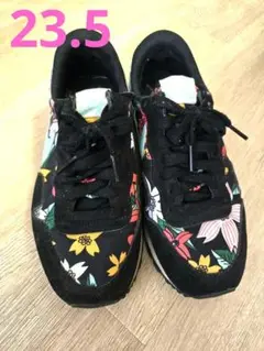 8/7までの限定値下げ！ NIKE エアペガサス ボタニカル　23.5