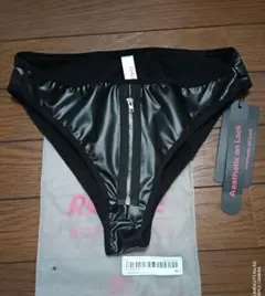 価格下げ　セクシーなFakeジッパー付き黒のトライアングル　PU素材ブリーフ