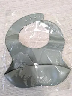 シリコンビブ 新品未使用