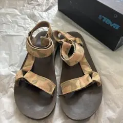 【Teva】カモフラージュ スポーツサンダル 箱付き