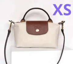 新品 ロンシャン LONGCHAMP ハンドル付き　ミニポーチ