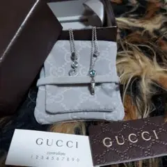 グッチハートネックレス