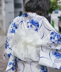 Item thumbnail for item 7bc36a9a-722a-43d7-82a9-00df16acc29f