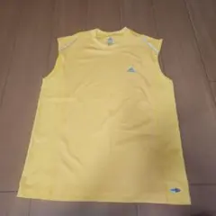 adidas イエロー ノースリーブシャツ