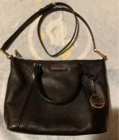 MICHAEL KORS LENOX メッセンジャー ミディアム