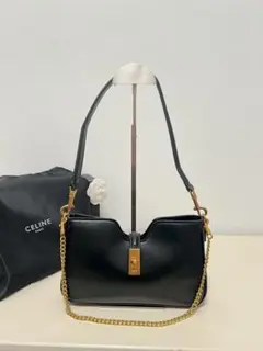 CELINE ブラックレザー ショルダーバッグT81