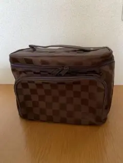 メイクポーチ ブラウン