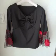 社交ダンス衣装　袖赤い花刺繍 黒トップス