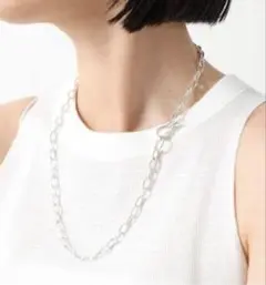 未使用　美品　トゥモローランド　SASKIA DIEZ ネックレス SASKIA DIEZ PAILLETTES シルバーネックレス｜トゥモローランド