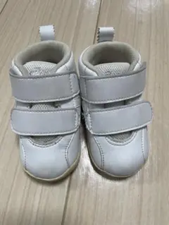 ASICS ホワイト ファーストシューズ
