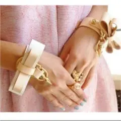 niels peeraerニールスペラールBOW BUCKLE BRACELET